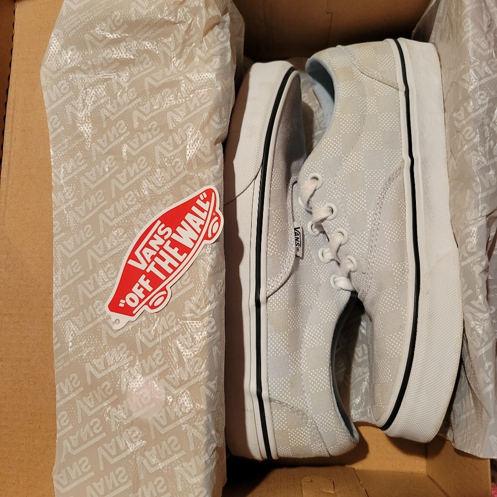 Van's Women's Doheny Checker Dot Low Top Skate Shoes